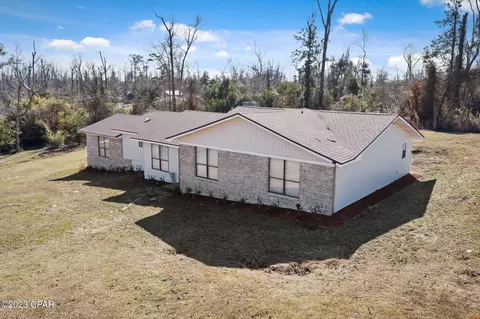 4343 Angela Dr, Marianna, FL 32446
