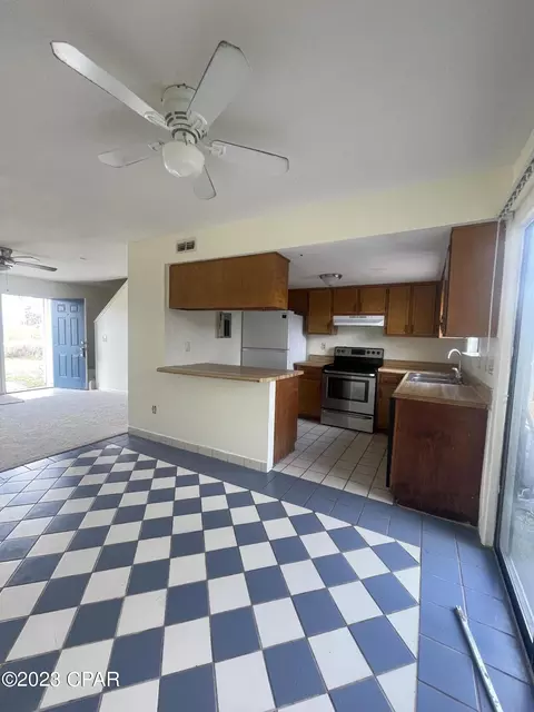 2932 Ormond Ave, Panama City, FL 32405 photo 2