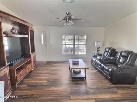 2011 Comet Ln, Cottondale, FL 32431 photo 5