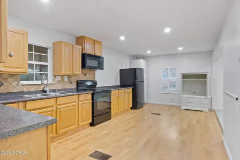 1691 Clayton Rd, Chipley, FL 32428 photo 5