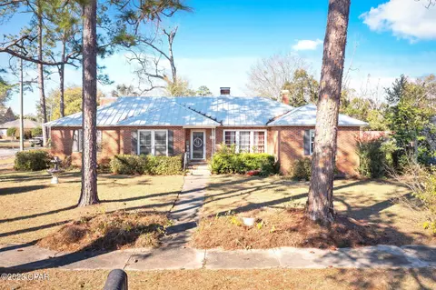 301 E Pennsylvania Ave, Bonifay, FL 32425