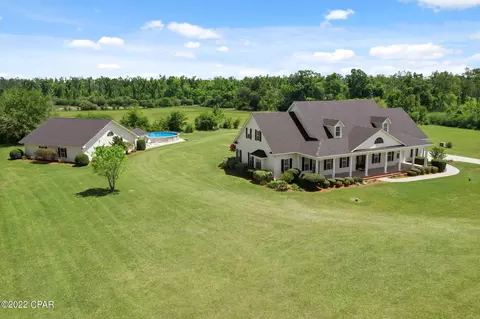 3310 Old U S Rd, Marianna, FL 32446