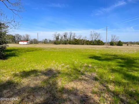 4426 Highway 2, Malone, FL 32445 photo 2