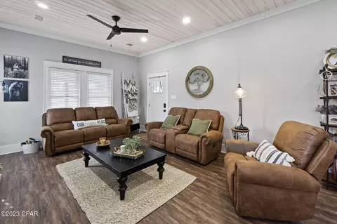 759 5th St, Chipley, FL 32428 photo 4