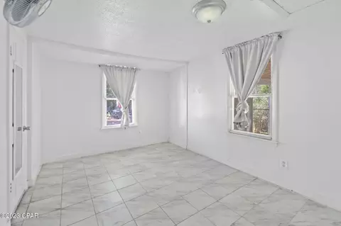 515 2nd St, Chipley, FL 32428 photo 17
