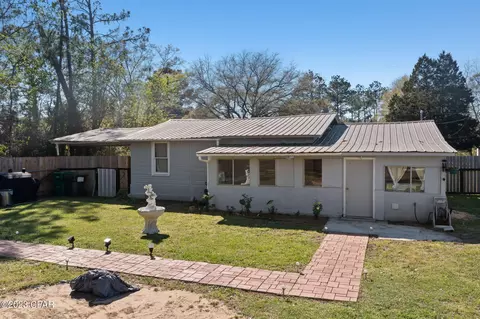515 2nd St, Chipley, FL 32428 photo 6