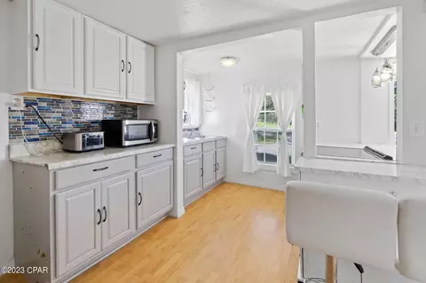 515 2nd St, Chipley, FL 32428 photo 9