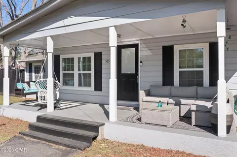 515 2nd St, Chipley, FL 32428 photo 4
