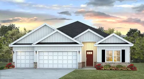 3019 Willie Dr, Panama City, FL 32409