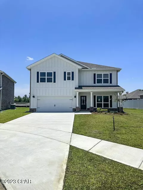 3011 Willie Dr, Panama City, FL 32409
