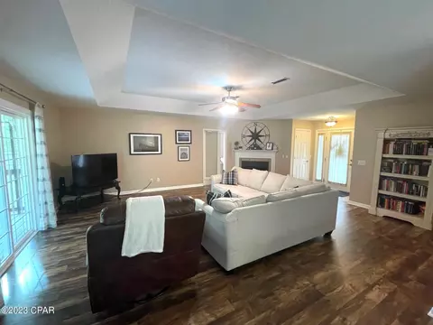 1395 Forrest Ave, Chipley, FL 32428 photo 4