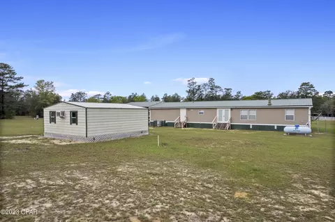 4187 Twilight Ln, Chipley, FL 32428 photo 3