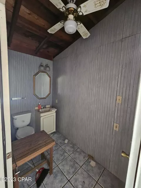 575 4th St, Chipley, FL 32428 photo 6