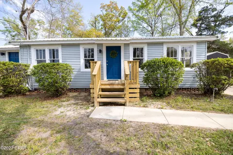 721 Sinclair St, Chipley, FL 32428 photo 5