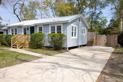 721 Sinclair St, Chipley, FL 32428 photo 3