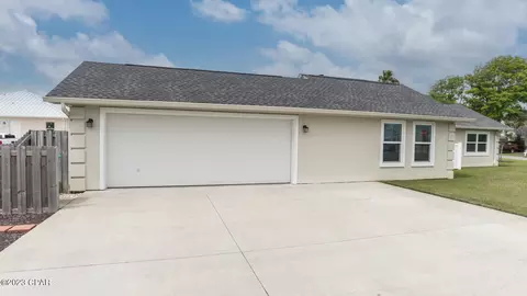 101 Sea Oats Dr, Panama City Beach, FL 32413