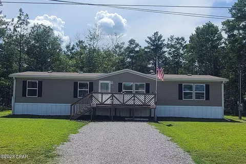 518 Woodlands Blvd, Defuniak Springs, FL 32433