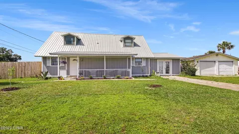 800 Joan Ln, Panama City, FL 32404