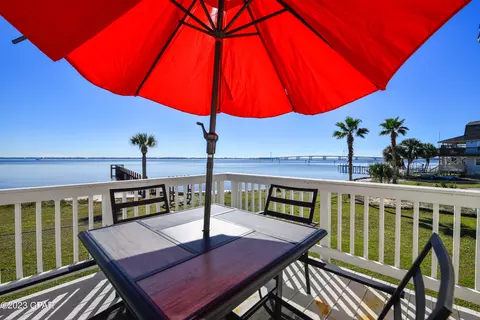 1021 Bay Cir, Panama City Beach, FL 32407