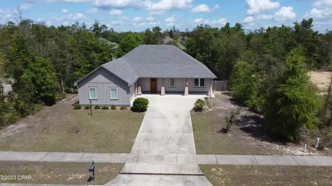 107 Lake Merial Trl, Southport, FL 32409