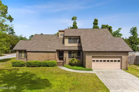 101 Carolina Ave, Lynn Haven, FL 32444