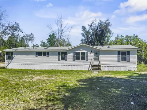 9035 Pecan St, Youngstown, FL 32466