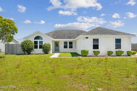 161 Byrd Dr, Panama City, FL 32404