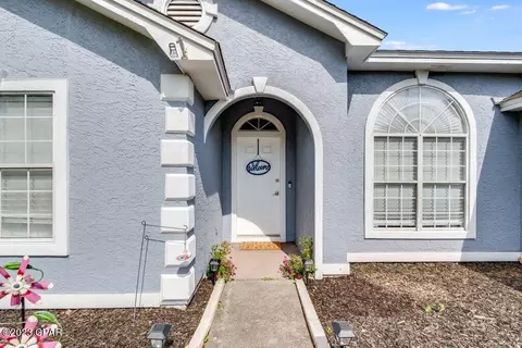 2911 Laurie Ave, Panama City Beach, FL 32408