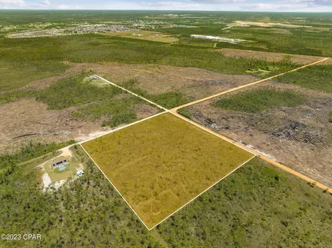 3943 Rainforest Rd, Panama City, FL 32404