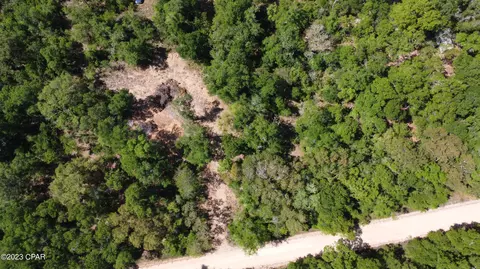 000 Lakeshore Dr, Chipley, FL 32428