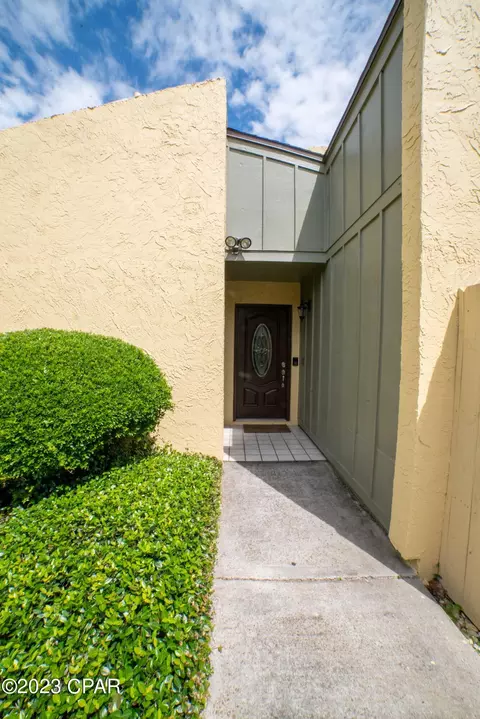 1025 W 19th St #1A, Panama City, FL 32405