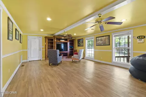 5374 10th St, Malone, FL 32445 photo 12