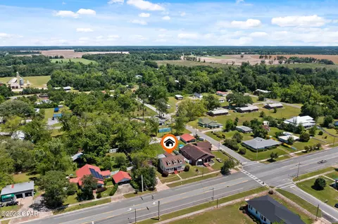 5374 10th St, Malone, FL 32445 photo 2