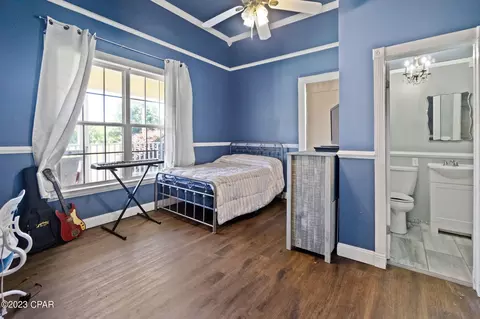 5374 10th St, Malone, FL 32445 photo 6