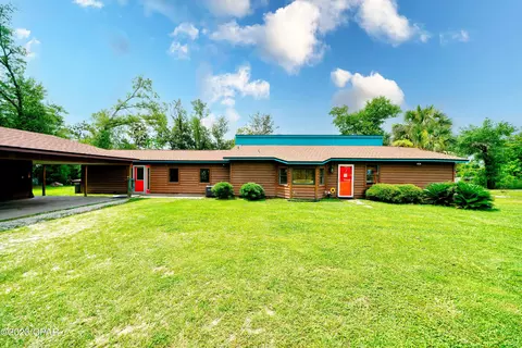 2626 Mccormick Rd, Southport, FL 32409