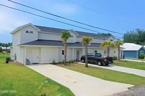 8201 Singletary St, Panama City Beach, FL 32407