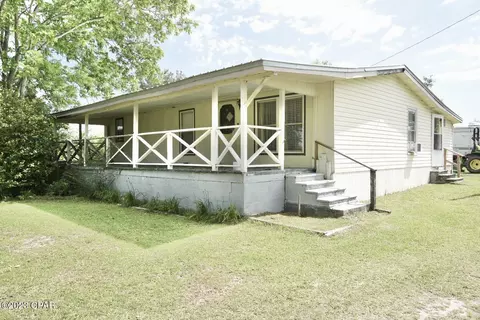 7010 Hamilton Rd, Grand Ridge, FL 32442