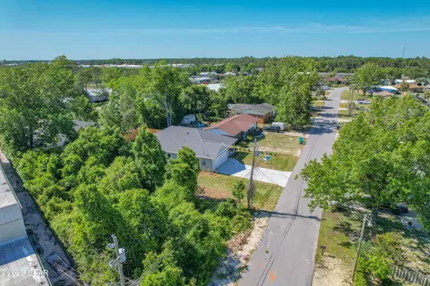 105 Heather Dr, Panama City Beach, FL 32413
