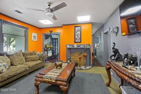 616 Main St, Chipley, FL 32428 photo 4