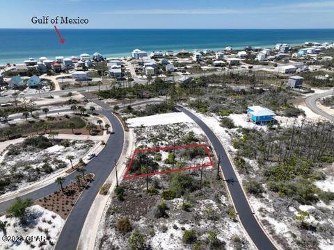 74 Regatta Dr, Port Saint Joe, FL 32456