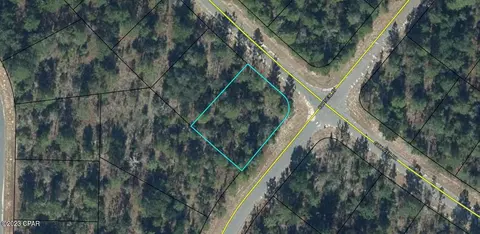 0010 Gulliver Dr, Chipley, FL 32428