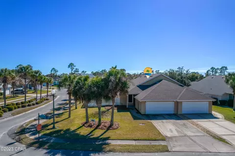 7001 Starfish Ct, Panama City Beach, FL 32407
