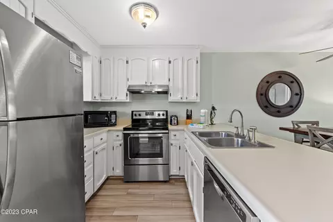 18817 Deluna Ct, Panama City Beach, FL 32413
