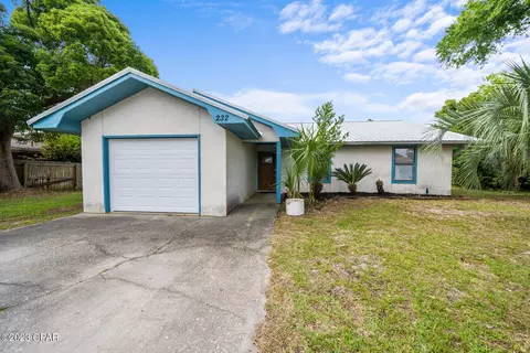 232 Scooter Dr, Panama City, FL 32408
