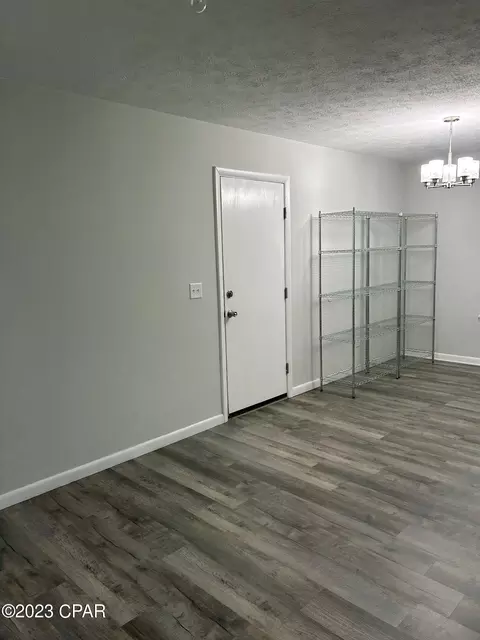 664 2nd St, Chipley, FL 32428 photo 5