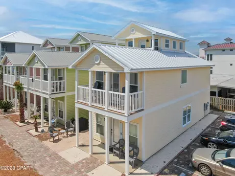117 12th St #A, Panama City Beach, FL 32413