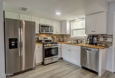 197 White Sandy Dr, Panama City Beach, FL 32407