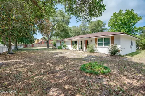 417 Gainous Rd, Panama City Beach, FL 32413