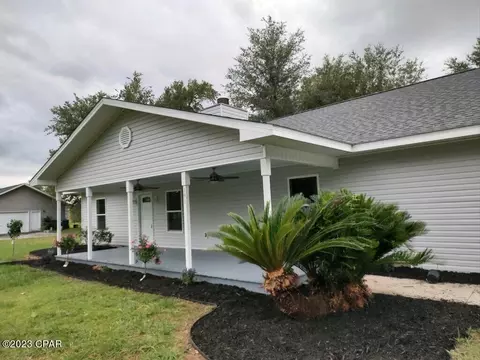 191 Castlewood Ln, Wewahitchka, FL 32465