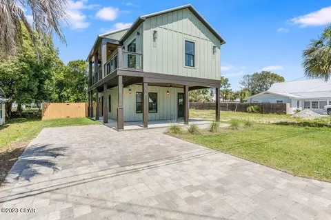 219 15th St, Panama City Beach, FL 32413